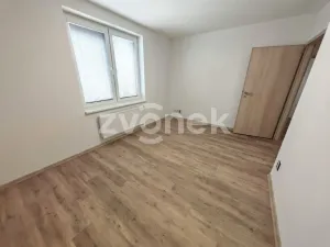 Pronájem bytu 2+kk, Otrokovice, Moravní, 34 m2