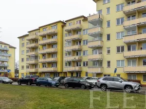 Pronájem bytu 1+kk, Praha - Horní Měcholupy, Boloňská, 36 m2