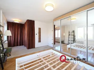 Pronájem bytu 2+kk, Praha - Vršovice, Arménská, 54 m2