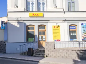 Pronájem obchodního prostoru, Říčany, 17. listopadu, 61 m2
