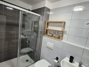Pronájem bytu 4+kk, České Budějovice, Vrbenská, 103 m2