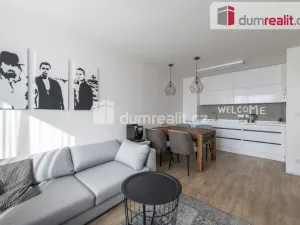 Pronájem bytu 2+kk, Praha - Prosek, Pískovcová, 50 m2