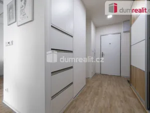 Pronájem bytu 2+kk, Praha - Prosek, Pískovcová, 50 m2