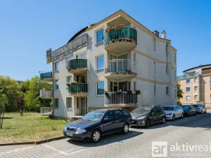 Prodej bytu 2+kk, Praha, Pastevců, 54 m2