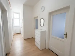 Prodej bytu 3+1, Mariánské Lázně, Hlavní třída, 89 m2