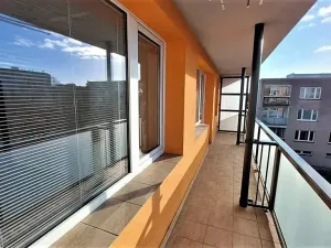 Prodej bytu 2+1, Praha, Ke kladivům, 62 m2