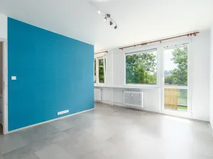 Prodej bytu 1+kk, Praha - Prosek, Veltruská, 33 m2