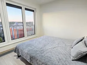 Pronájem bytu 2+kk, Praha - Hloubětín, Poděbradská, 67 m2