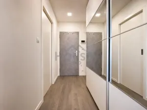 Prodej bytu 2+kk, Praha - Prosek, Prosecká, 42 m2