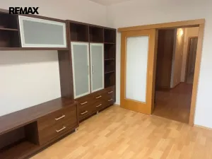Pronájem bytu 3+1, Zlín, Větrná, 75 m2