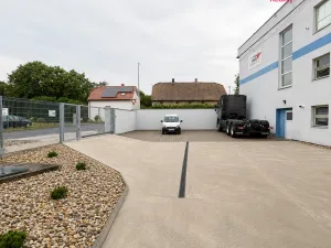 Pronájem kanceláře, Moravany - Platěnice, 138 m2