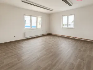 Pronájem kanceláře, Moravany - Platěnice, 138 m2