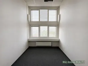 Pronájem kanceláře, Praha - Vysočany, Kolbenova, 25 m2