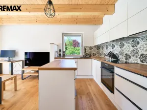 Prodej rodinného domu, Hradec Králové - Pražské Předměstí, U Koruny, 110 m2