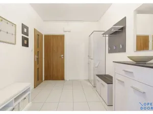 Pronájem bytu 2+1, Chomutov, Zahradní, 61 m2