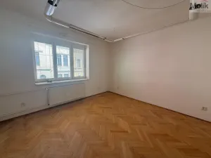 Pronájem bytu 3+1, Chomutov, Školní, 80 m2