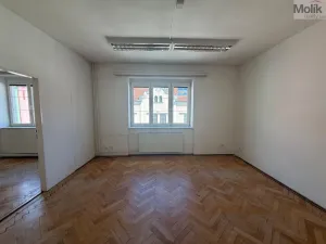 Pronájem bytu 3+1, Chomutov, Školní, 80 m2