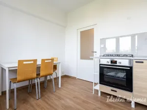 Pronájem bytu 2+1, Praha - Vršovice, Kubánské náměstí, 58 m2