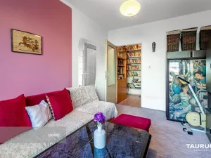 Prodej bytu 4+1, Praha - Řepy, Vondroušova, 84 m2