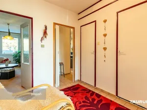 Prodej bytu 4+1, Praha - Řepy, Vondroušova, 84 m2