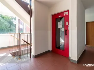 Prodej bytu 4+1, Praha - Řepy, Vondroušova, 84 m2