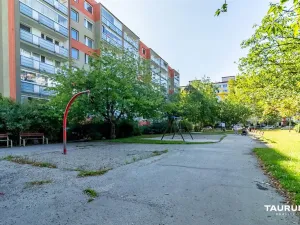 Prodej bytu 4+1, Praha - Řepy, Vondroušova, 84 m2