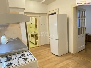 Pronájem bytu 2+1, Praha - Žižkov, Biskupcova, 55 m2