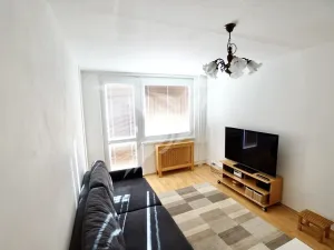 Prodej bytu 2+kk, Praha - Petrovice, Kurčatovova, 43 m2