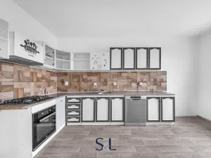Prodej bytu 4+1, Česká Lípa, Hradecká, 98 m2