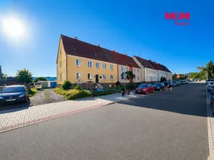 Prodej bytu 2+1, Klášterec nad Ohří - Miřetice u Klášterce nad Ohří, Husova, 50 m2