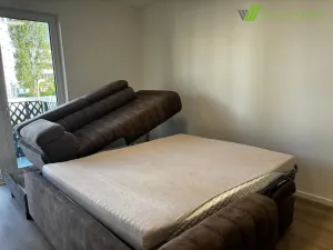 Pronájem bytu 1+kk, Praha - Hlubočepy, Divíškové, 32 m2