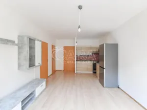 Pronájem bytu 2+kk, Praha - Modřany, Daškova, 41 m2