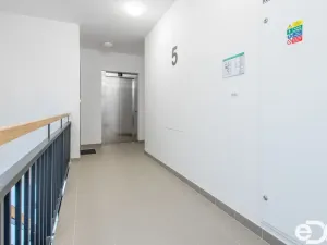 Pronájem bytu 2+kk, Praha - Dolní Chabry, K Beranovu, 74 m2