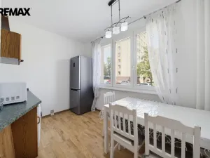 Prodej bytu 2+1, Karlovy Vary - Rybáře, Plešivecká, 64 m2