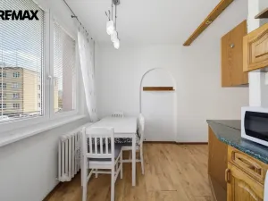 Prodej bytu 2+1, Karlovy Vary - Rybáře, Plešivecká, 64 m2