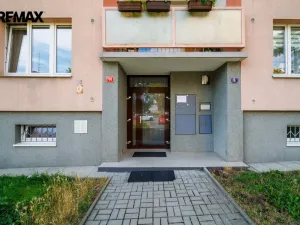 Prodej bytu 2+1, Karlovy Vary - Rybáře, Plešivecká, 64 m2