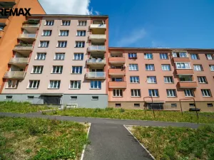 Prodej bytu 2+1, Karlovy Vary - Rybáře, Plešivecká, 64 m2