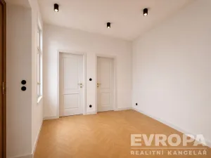 Pronájem bytu 3+kk, Břeclav, Denisova, 86 m2