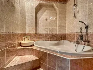 Pronájem bytu 3+1, Karlovy Vary, Bulharská, 90 m2