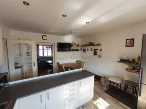 Prodej bytu 2+1, Karlovy Vary - Dvory, V. Meerwalda, 74 m2
