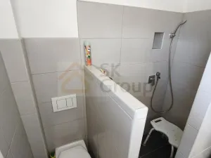 Prodej bytu 2+1, Karlovy Vary - Dvory, V. Meerwalda, 74 m2
