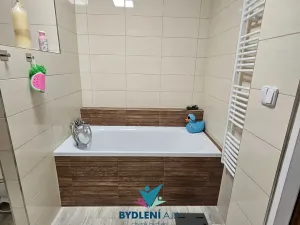 Pronájem bytu 2+1, Krupka, Sídliště, 55 m2