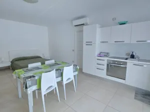 Prodej bytu 1+kk, Zona Mare,, 47 m2