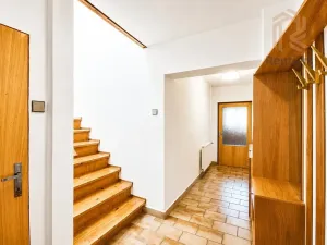Prodej rodinného domu, Praha - Ruzyně, Kralupská, 256 m2
