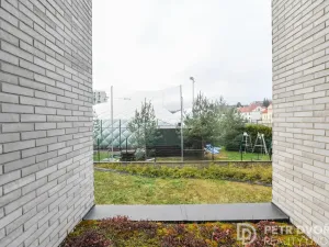 Pronájem bytu 2+kk, Praha - Strašnice, Počernická, 40 m2