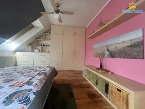 Pronájem rodinného domu, Milovice, Školská, 148 m2
