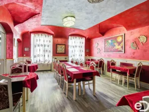 Pronájem restaurace, Mladá Boleslav, Českobratrské náměstí, 250 m2