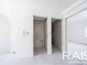 Prodej bytu 5+kk, Holasice, Václavská, 195 m2