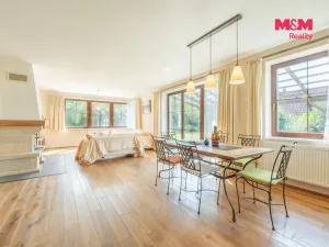 Prodej rodinného domu, Mořina, 240 m2