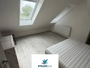 Pronájem rodinného domu, Praha - Smíchov, Peroutkova, 60 m2